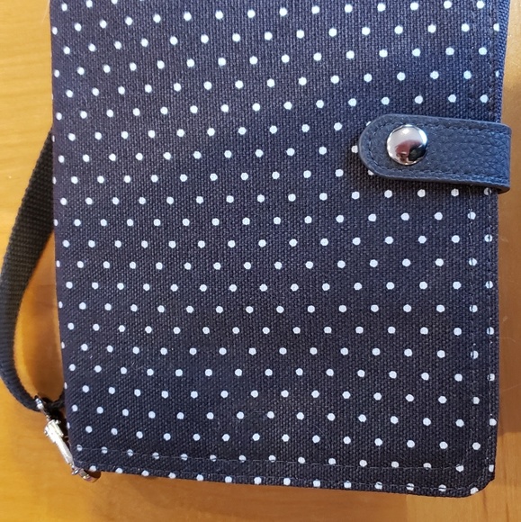 Cross Town wallet - Picture 2 of 5